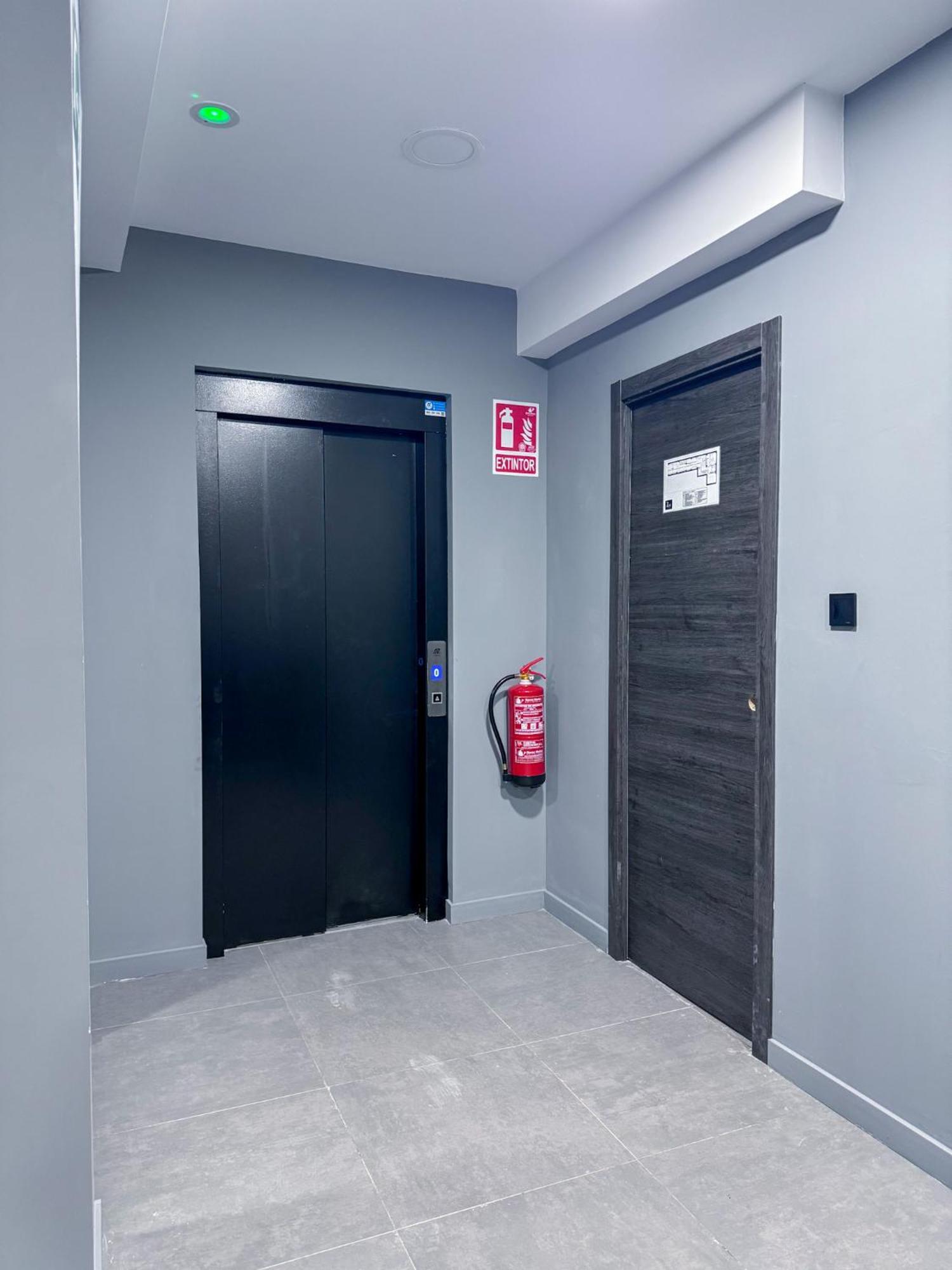 Zur Boutique Hostel Fuengirola Εξωτερικό φωτογραφία